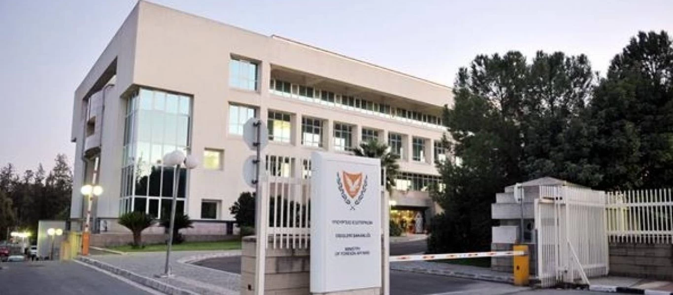 Κυπριακό ΥΠΕΞ: «Πολύ σοβαρή αποσχιστική πράξη το τουρκικό προξενείο στην Αμμόχωστο»